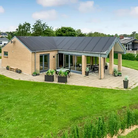 Kirkholm Strandby Kw Juelsminde X Sonderby (Midtjylland)